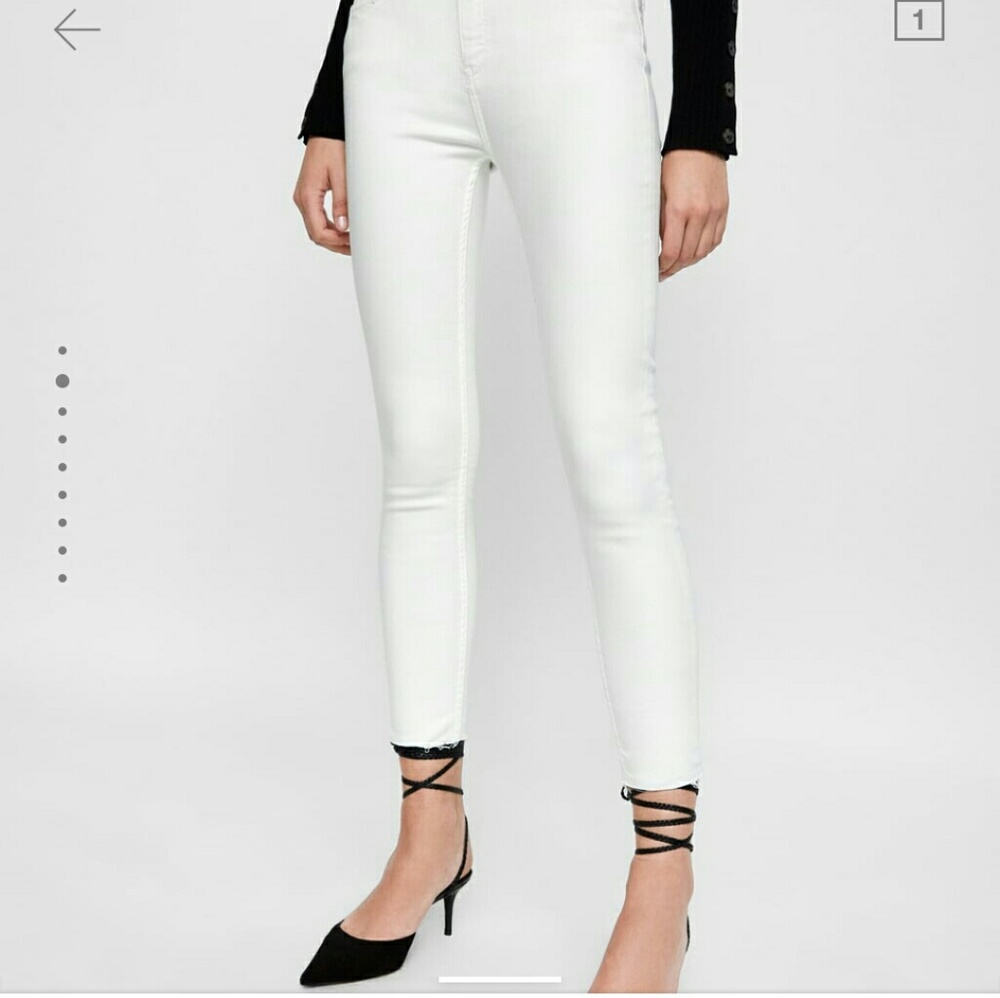 NEW - Zara White Skinny Jeans